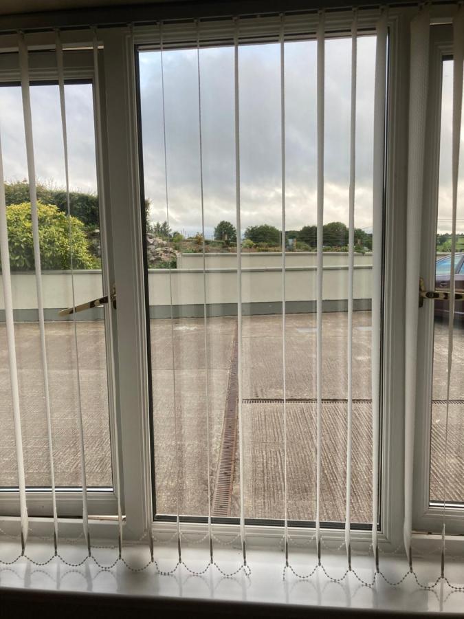 Deeleview Apartment Lifford ภายนอก รูปภาพ